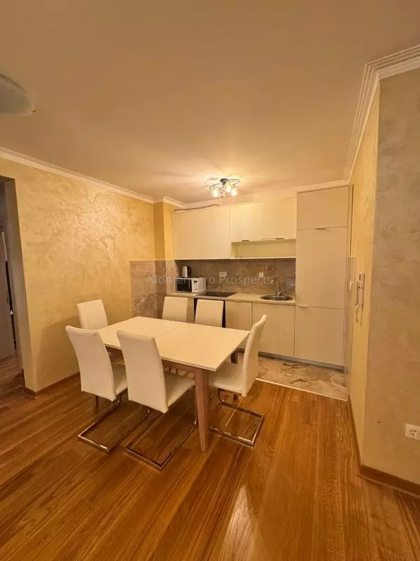 12741 przno 5 600x800