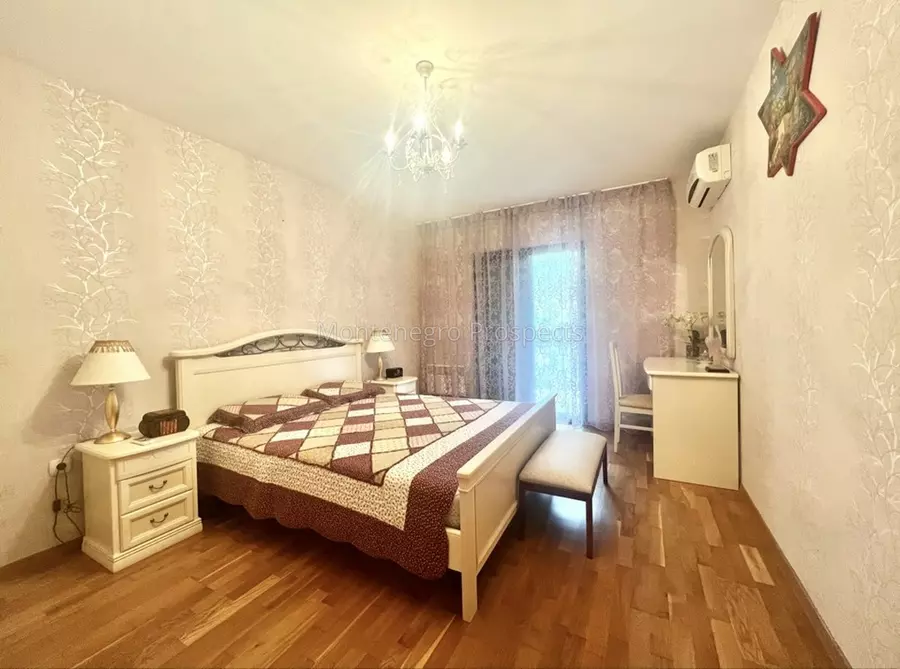 12654 lastva grbaljska 13 1076x800
