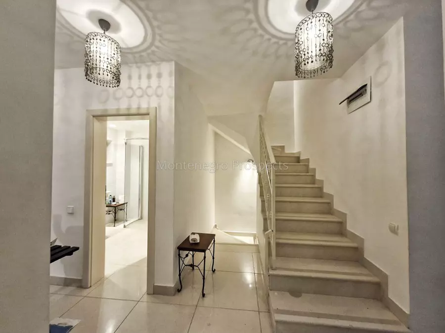 12665 townhouse becici 11 1067x800