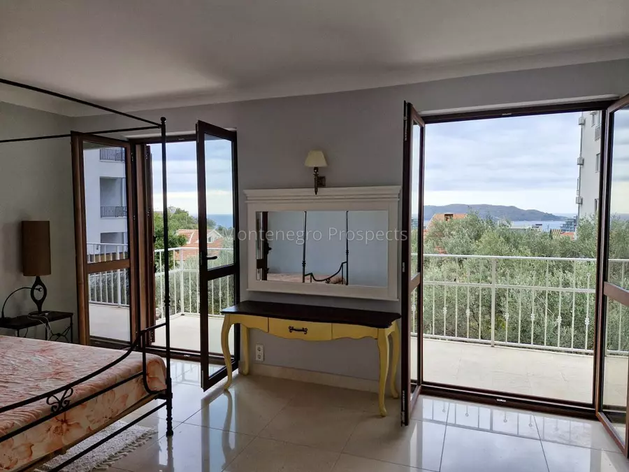 12665 townhouse becici 40 1067x800