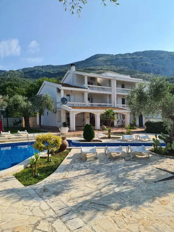 77023 mini hotel buljarica 4 600x800