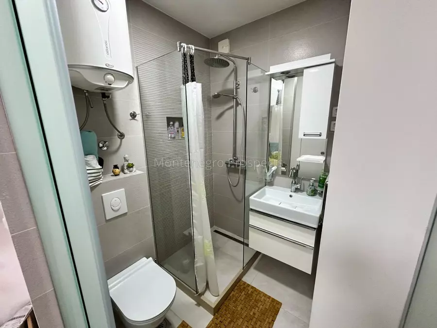 Apartment and studio for sale 13778 18 1067x800
