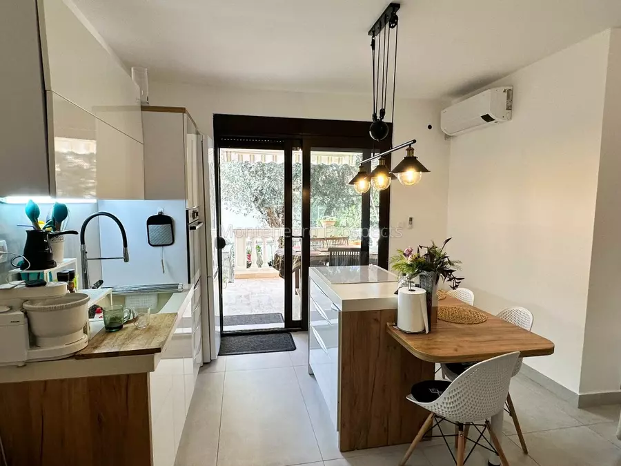 Apartment and studio for sale 13778 2 1067x800