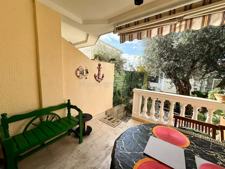 Apartment and studio for sale 13778 3 1067x800
