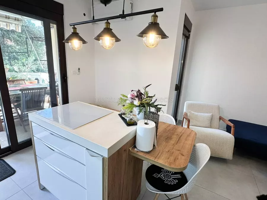 Apartment and studio for sale 13778 9 1067x800