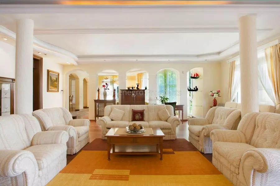 77058 villa sv stefan 9 1200x800