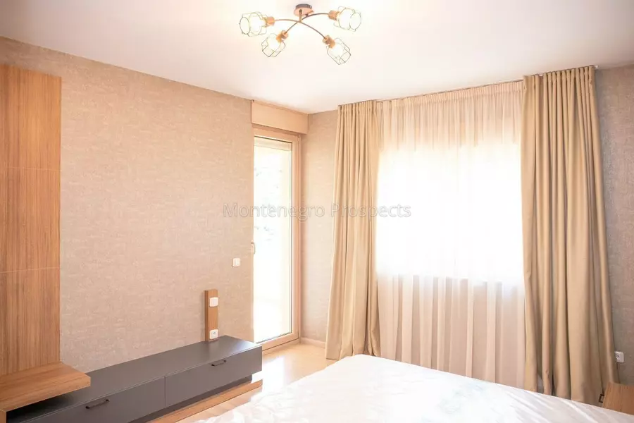 12710 8 1201x800 1201x800